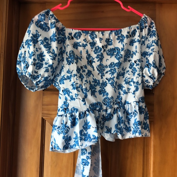 Top - Picture 3 of 6